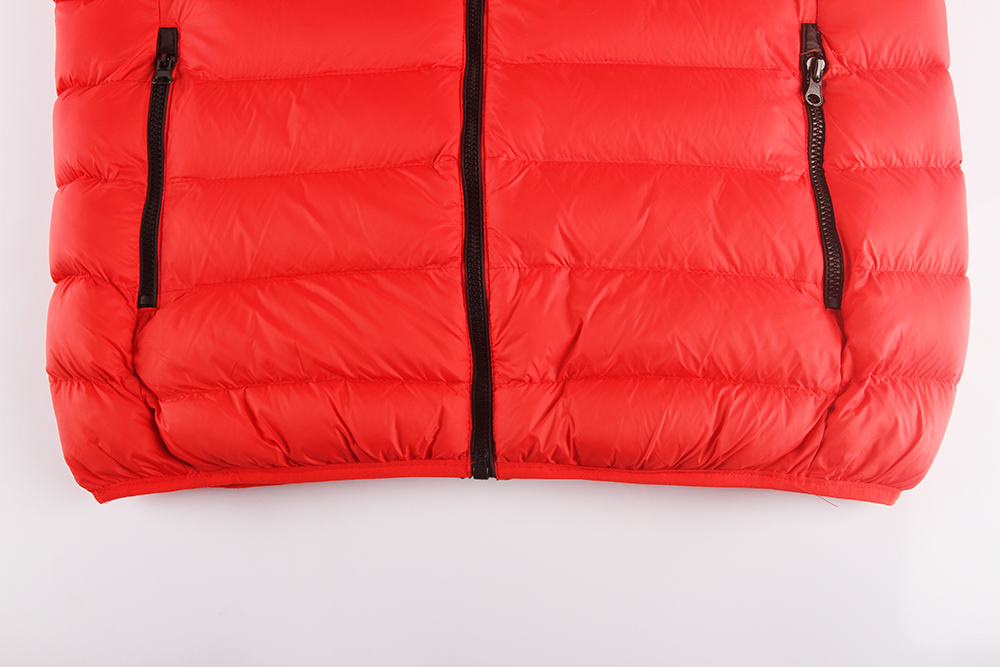 Mens color-blocked padded gilet (8)