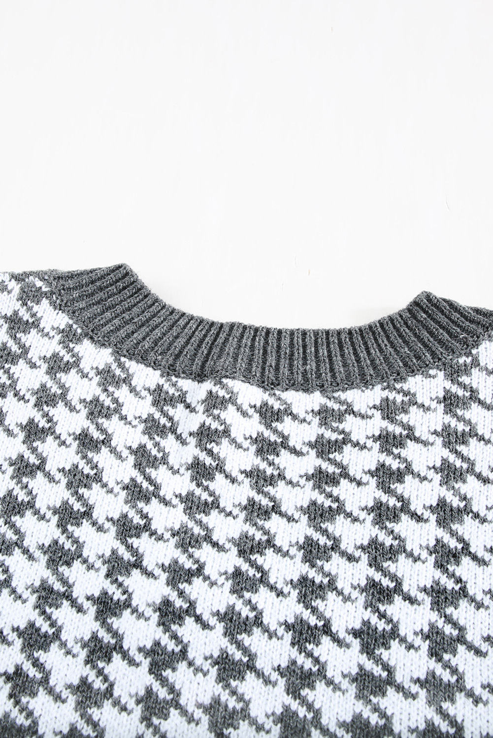 Ladies V Neck Argyle Plaid Knitted Sweater Vest (6)