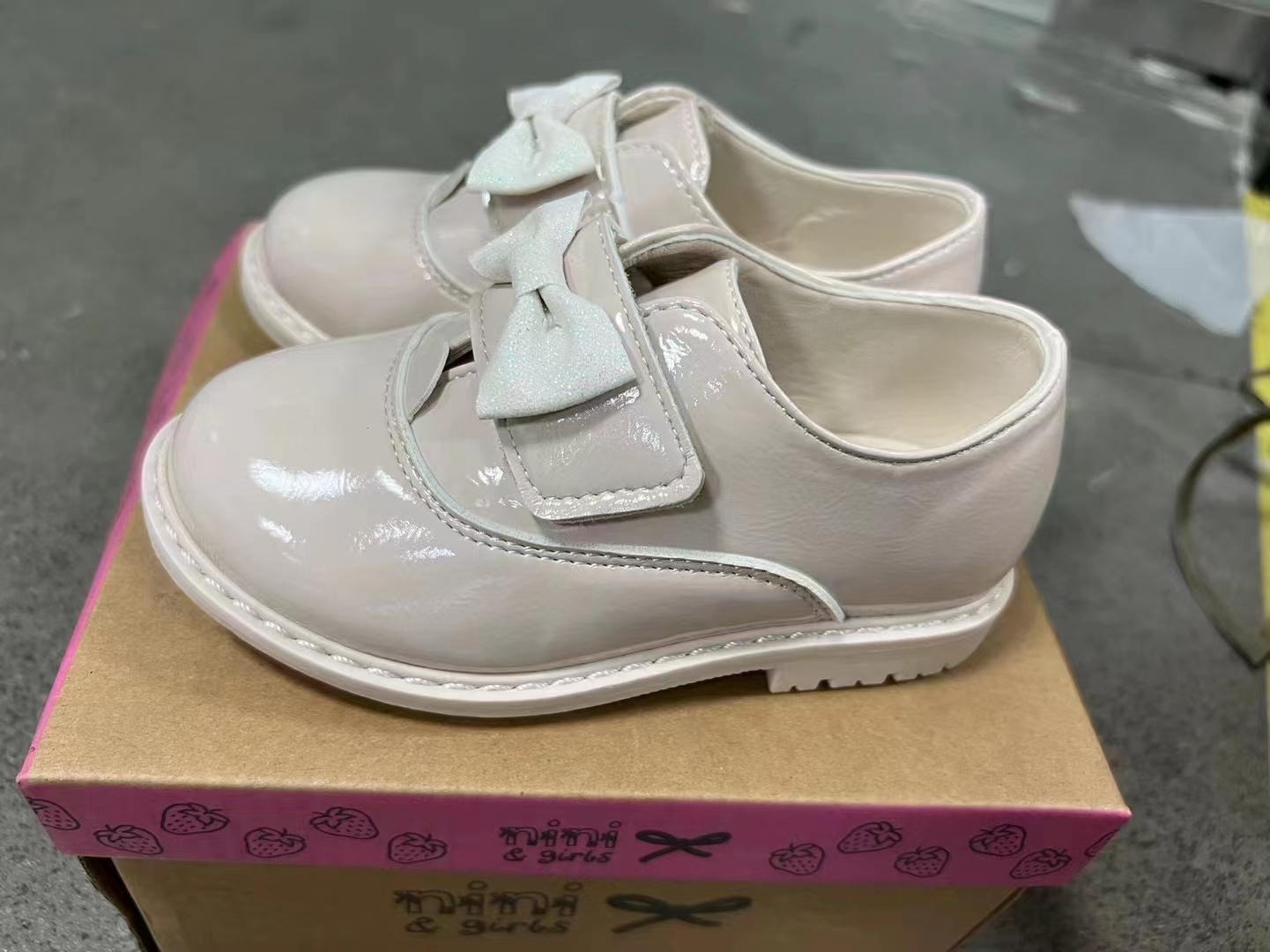 Stockpapa Nice Junior Girls Leather Shoes Stock Apparel