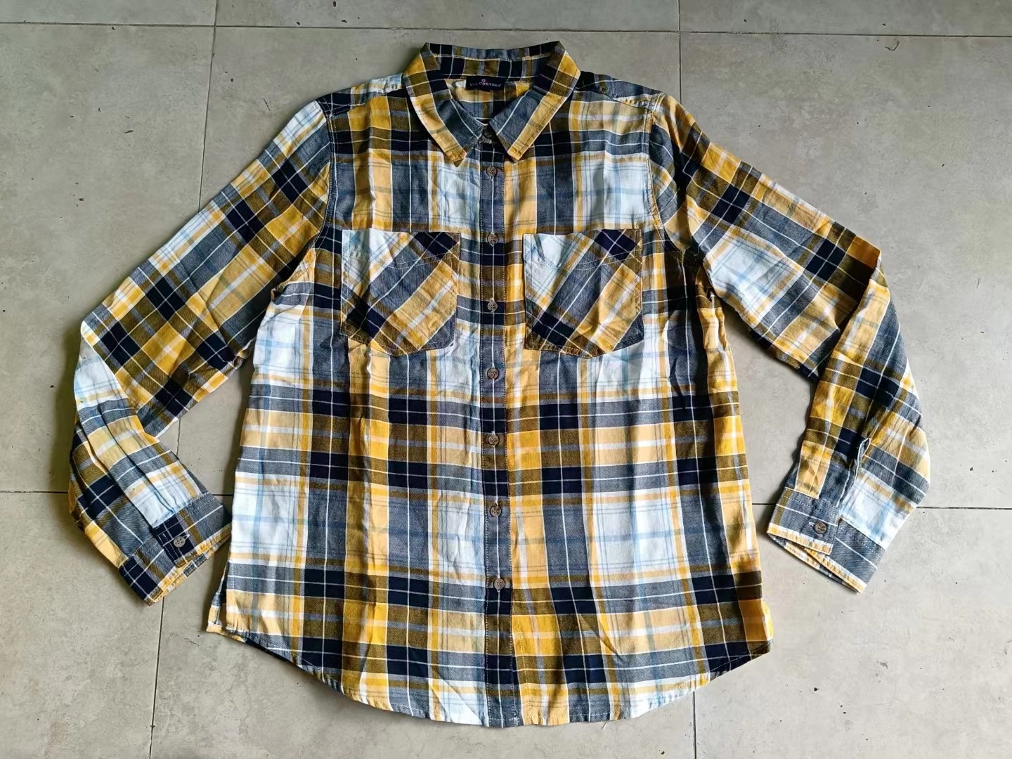  Stock Garments for Man Men's Plaid CASUAL Shirts