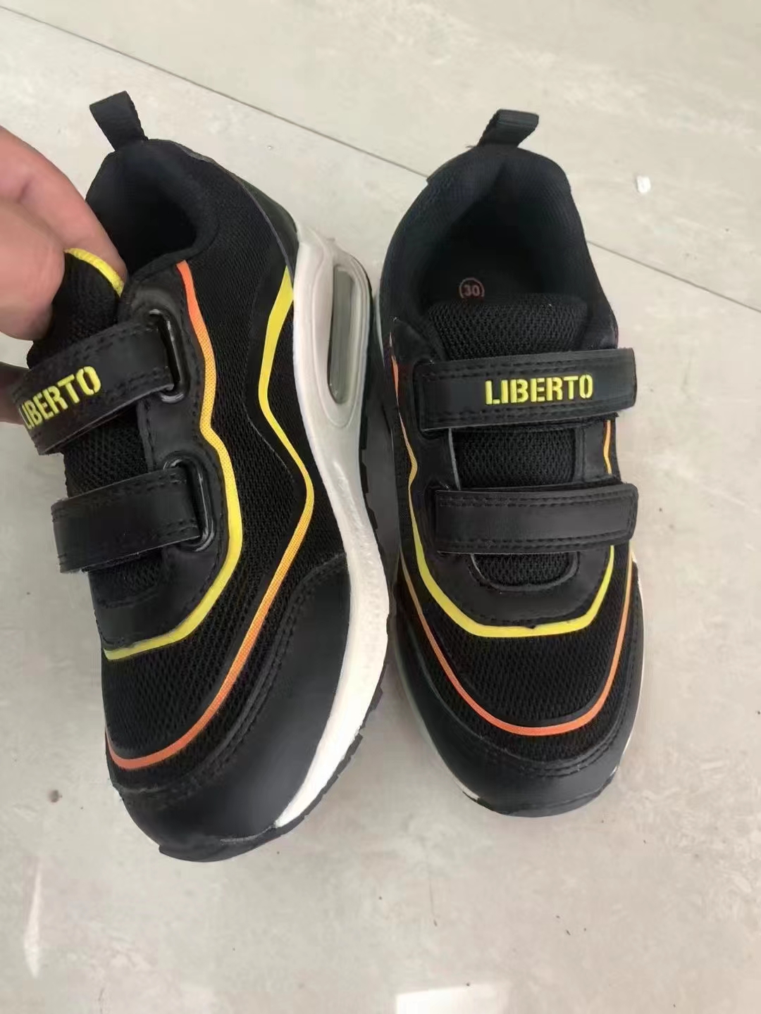 Kids Flyknit Shoes in Stock