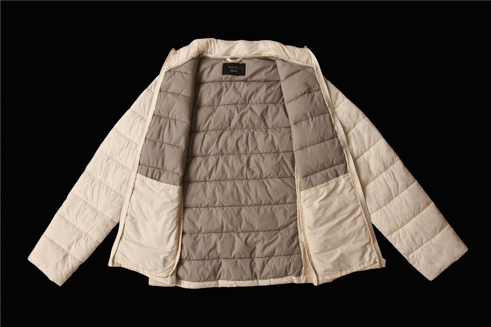 Lady\'s Padded Jacket in Stock