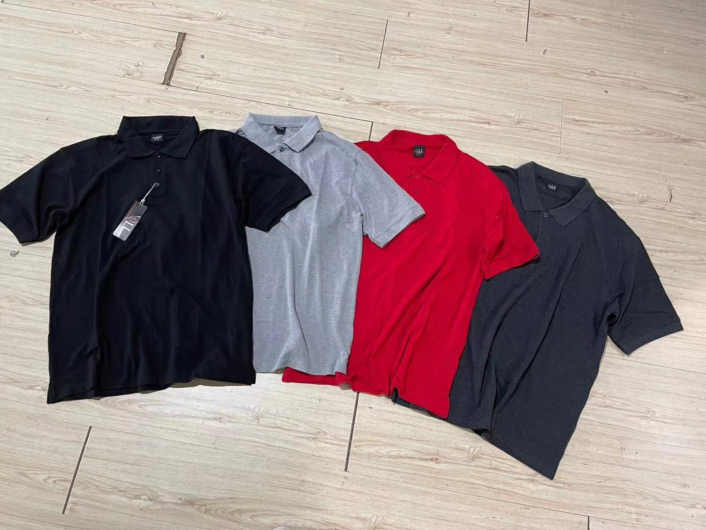 Men's color polo shirts