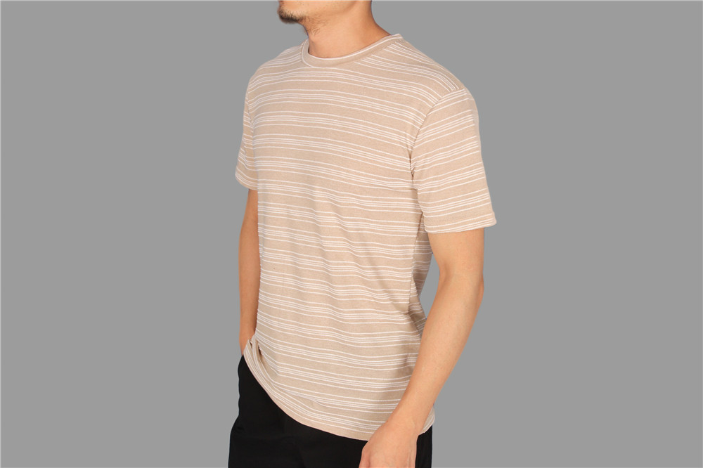 Men\'s High Quality Striped Tee in Stock 