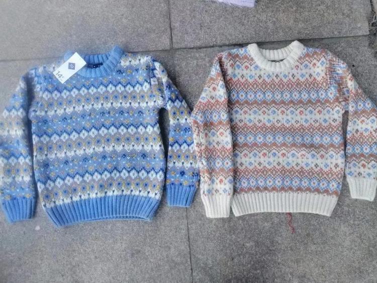 kids striped crew neck sweaters (1)