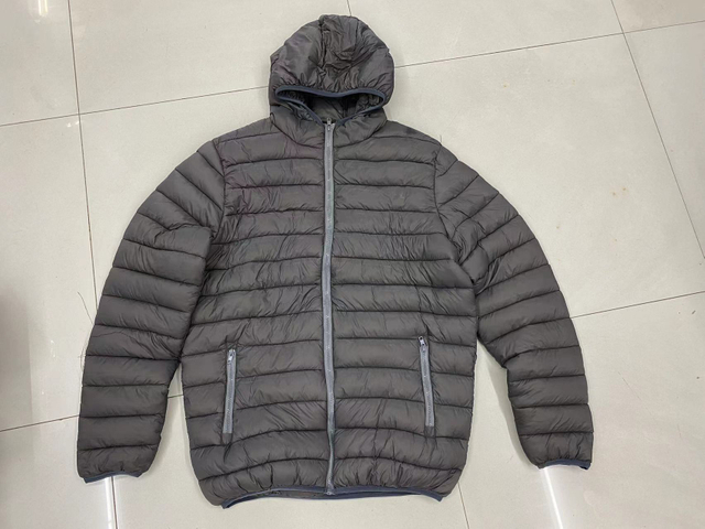 Men's High Quality Padded Jacket in Stock