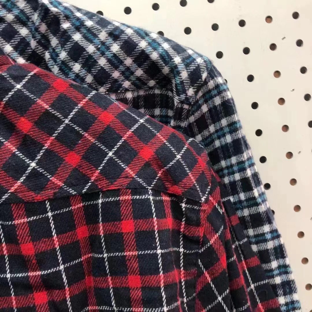Men\'s 2 Color Plaid Shirts in Stock